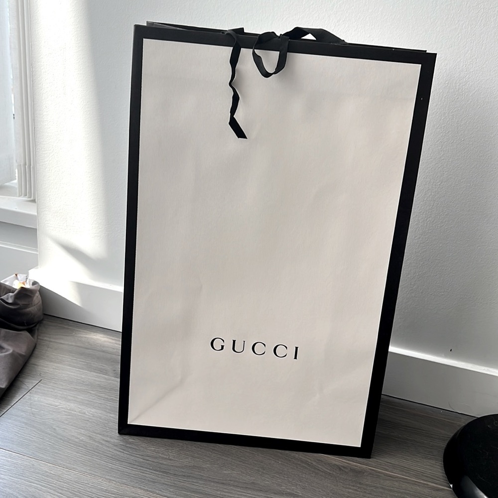 Authentic Gucci shopping bag